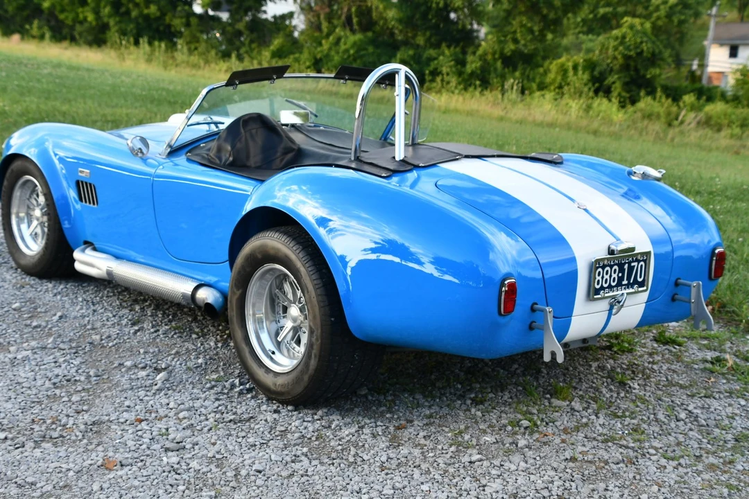 Shelby Cobra Replica - Image 29 of 31