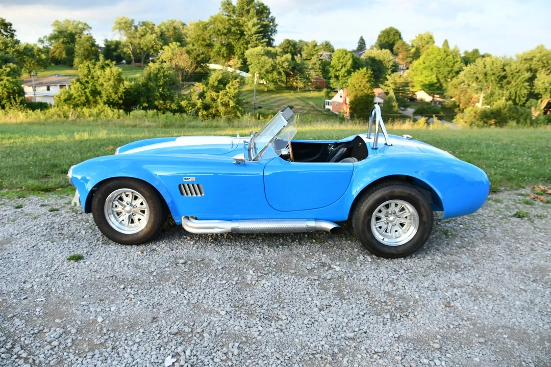 Shelby Cobra Replica - Image 8 of 31