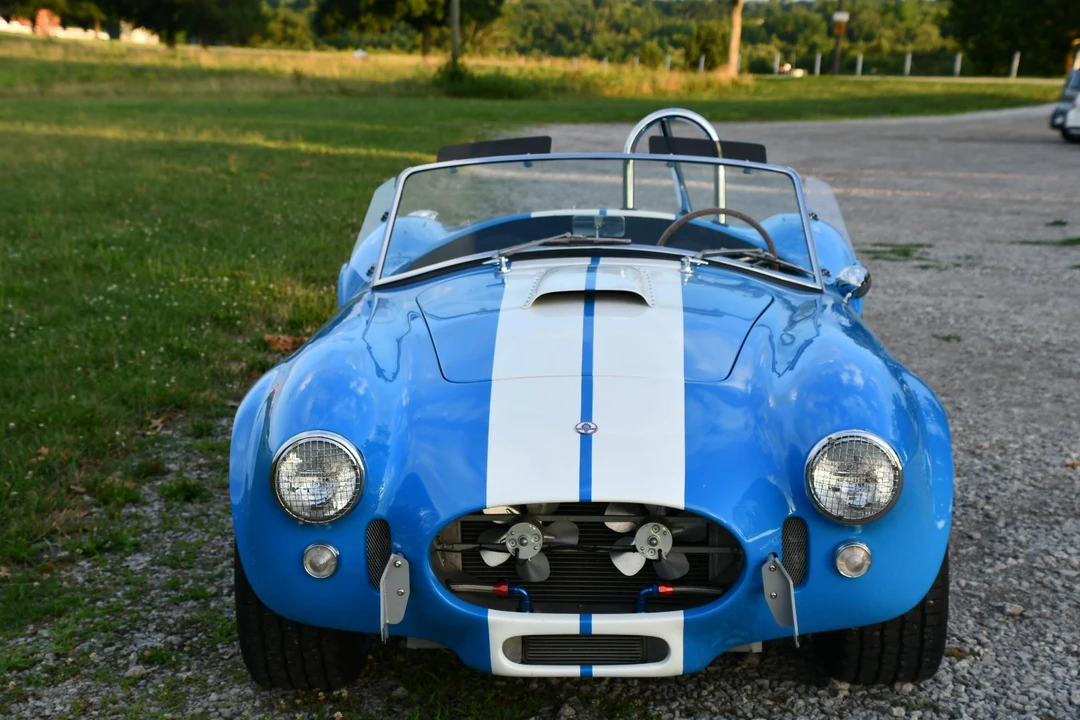 Shelby Cobra Replica - Image 16 of 31