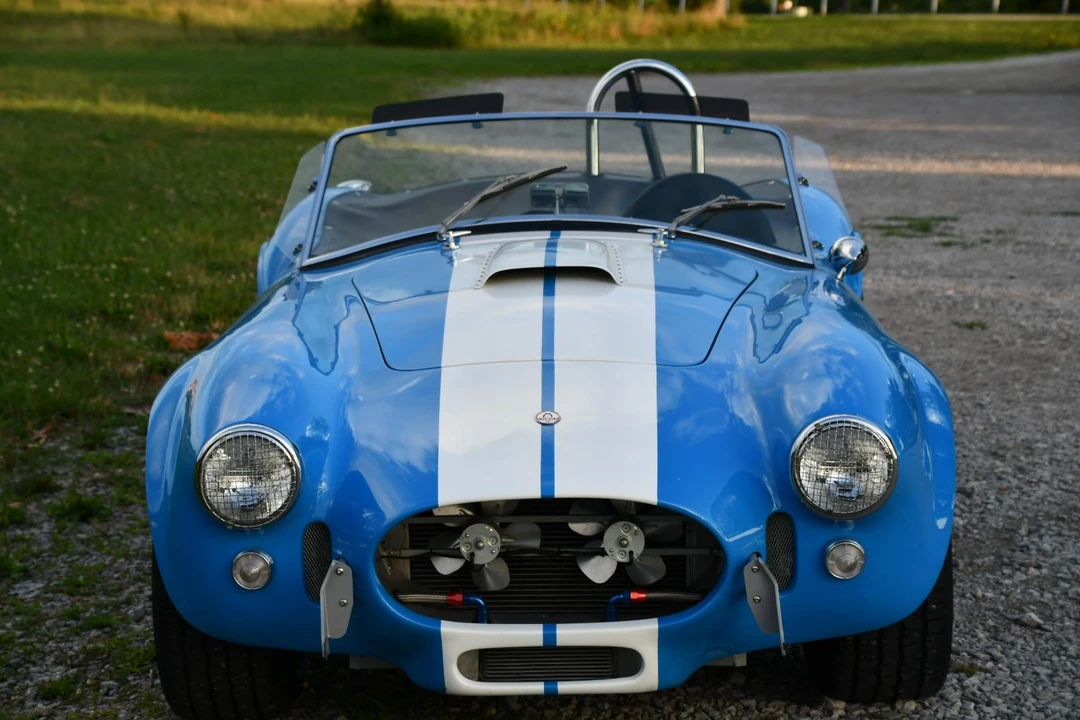 Shelby Cobra Replica - Image 12 of 31