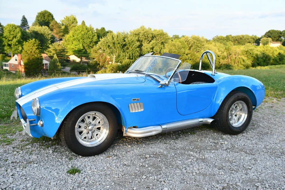 Shelby Cobra Replica - Image 7 of 31