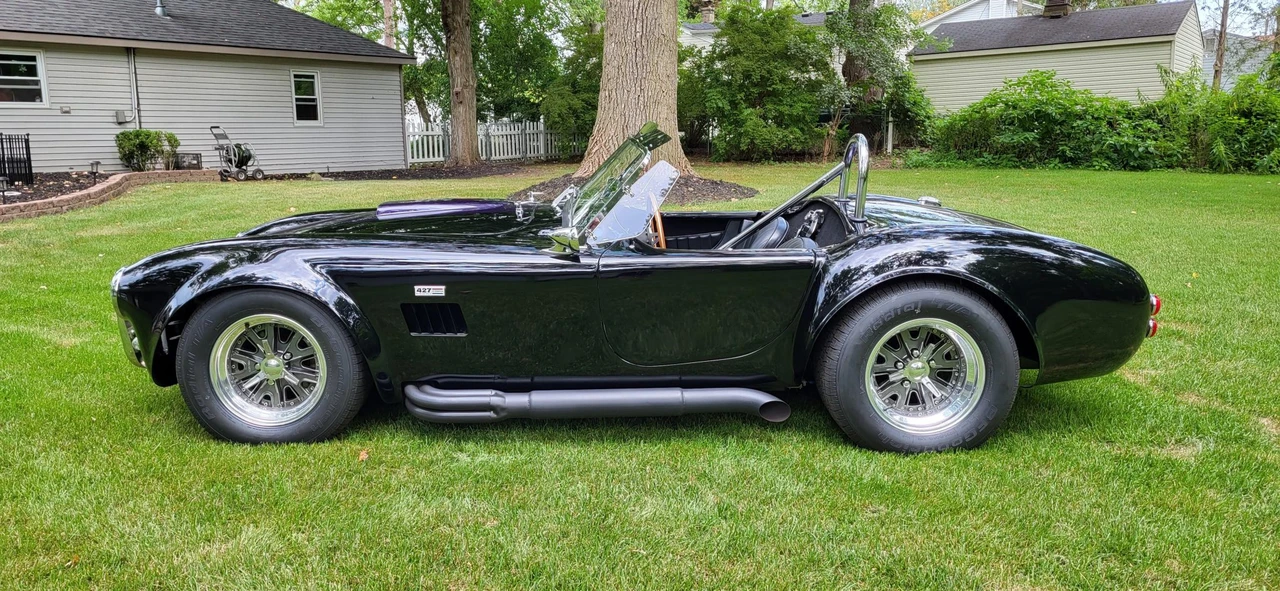 Shelby Cobra Replica - Image 9 of 31
