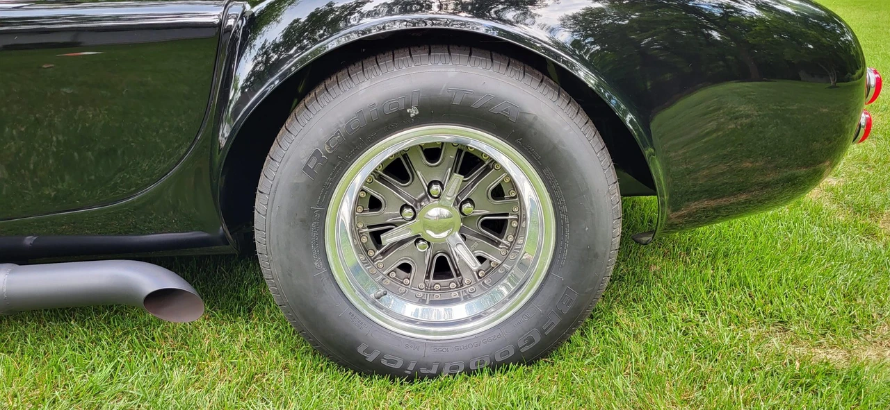 Shelby Cobra Replica - Image 28 of 31
