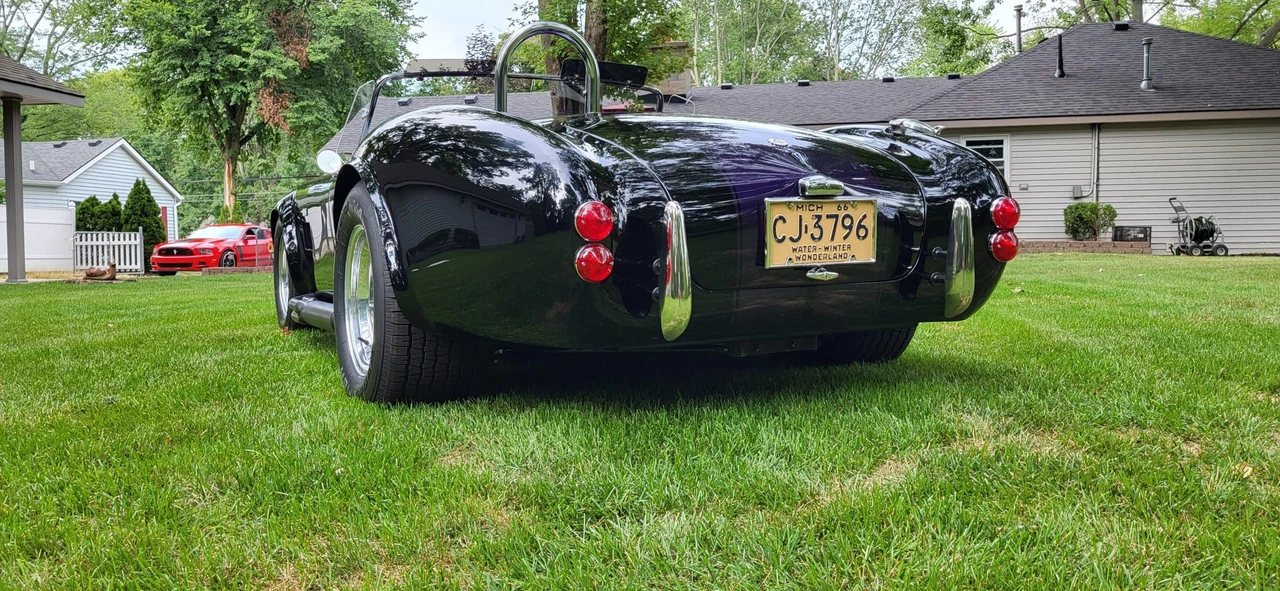 Shelby Cobra Replica - Image 14 of 31