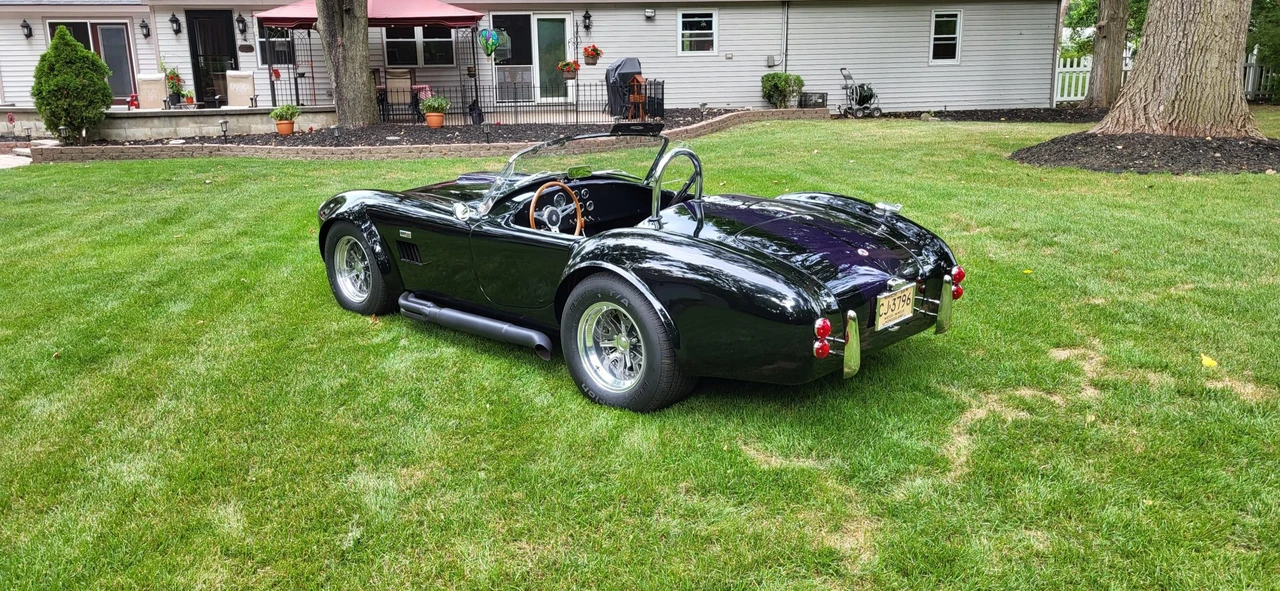 Shelby Cobra Replica - Image 10 of 31