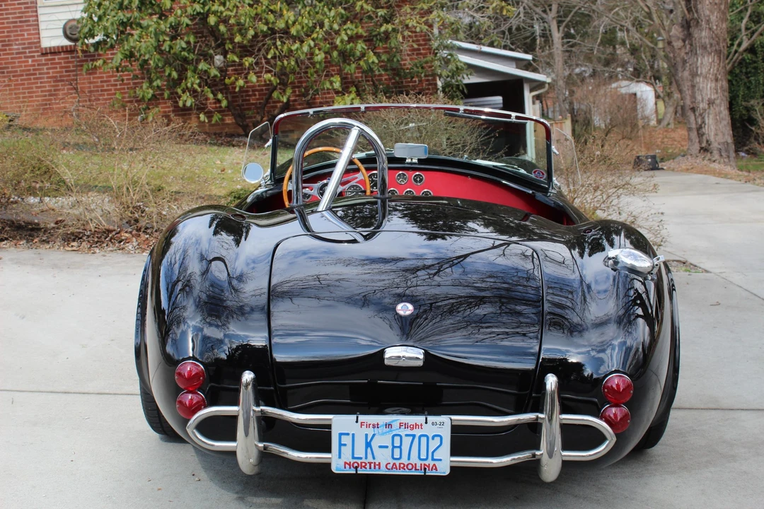 Shelby Cobra Replica - Image 12 of 31