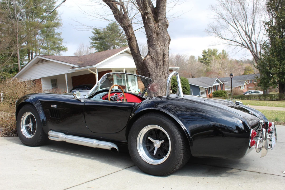 Shelby Cobra Replica - Image 15 of 31