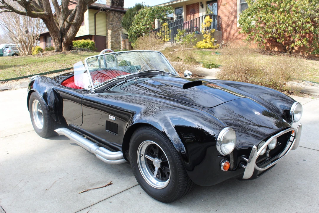Shelby Cobra Replica - Image 7 of 31