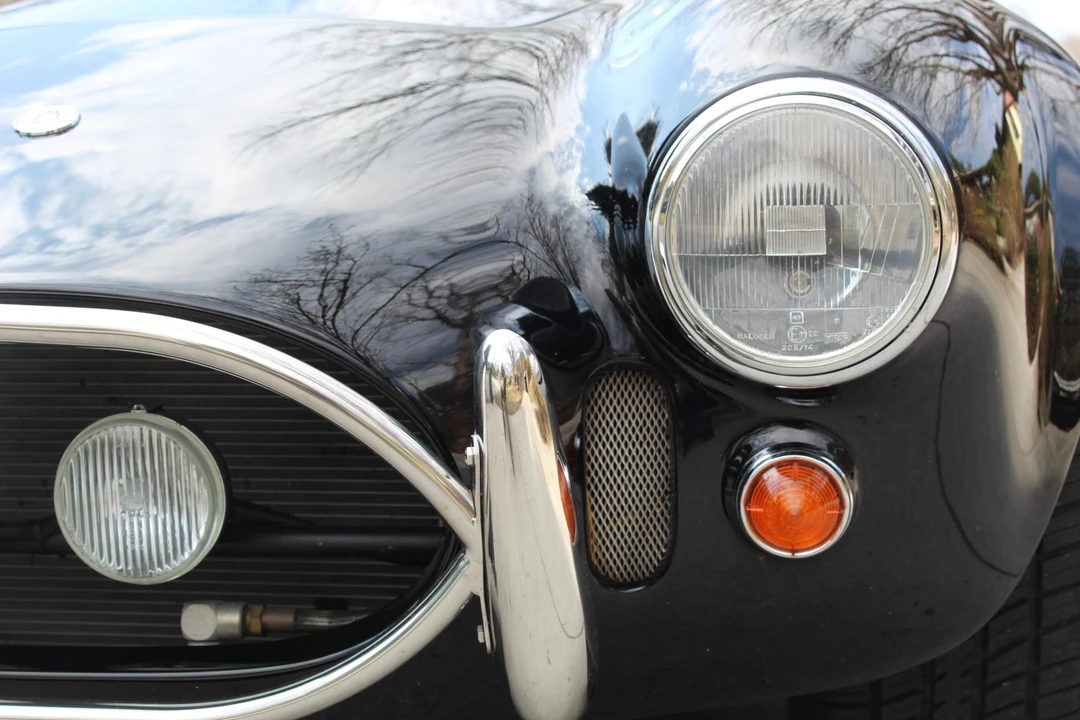 Shelby Cobra Replica - Image 27 of 31
