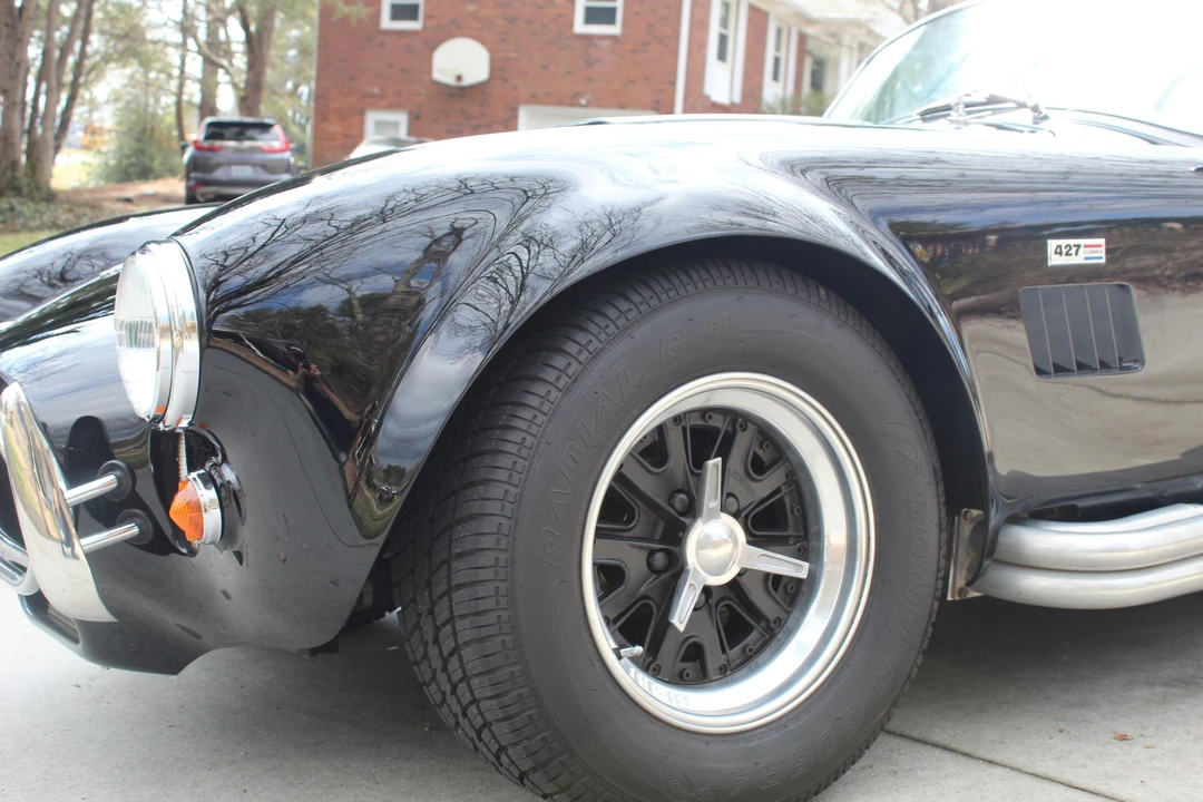 Shelby Cobra Replica - Image 18 of 31