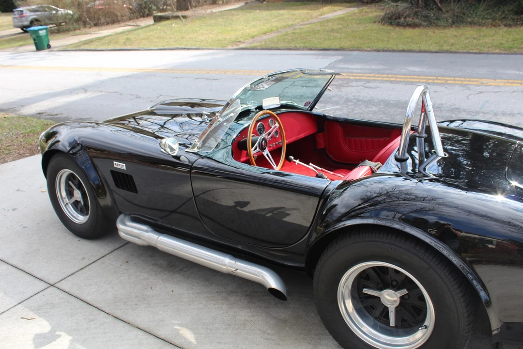 Shelby Cobra Replica - Image 19 of 31