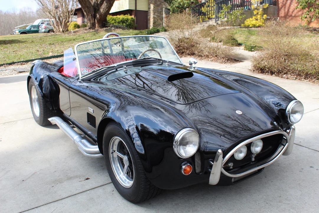 Shelby Cobra Replica - Image 5 of 31