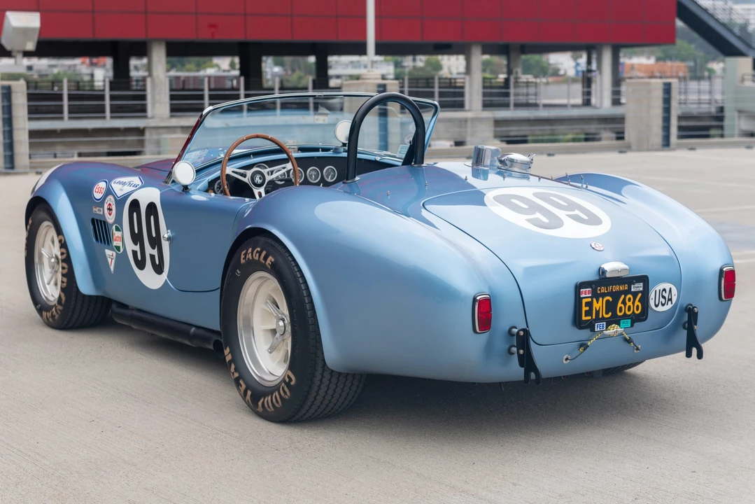 Shelby Cobra Replica - Image 3 of 31