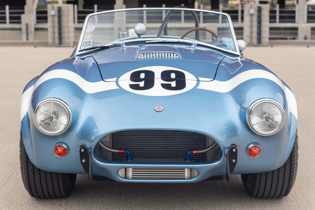 Shelby Cobra Replica - Image 7 of 31