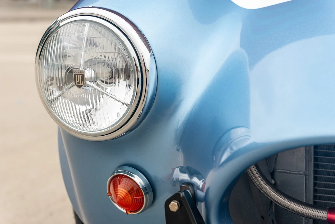 Shelby Cobra Replica - Image 9 of 31