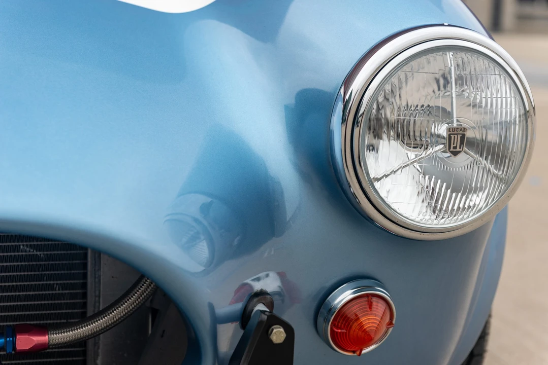 Shelby Cobra Replica - Image 10 of 31