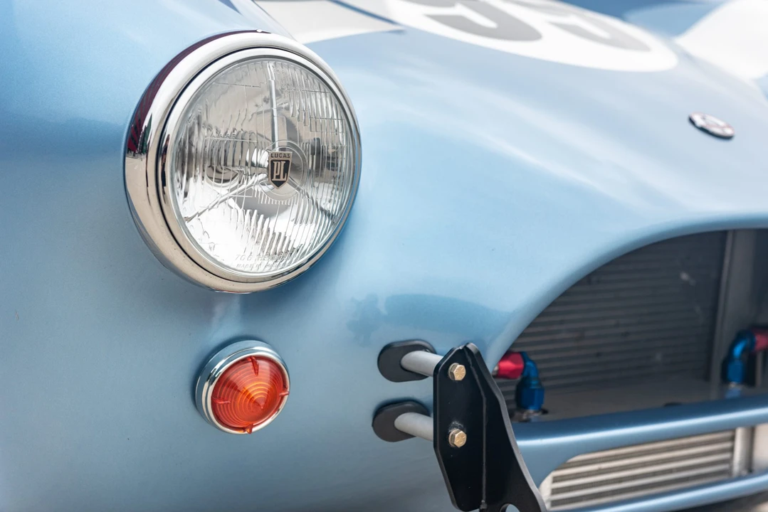 Shelby Cobra Replica - Image 11 of 31