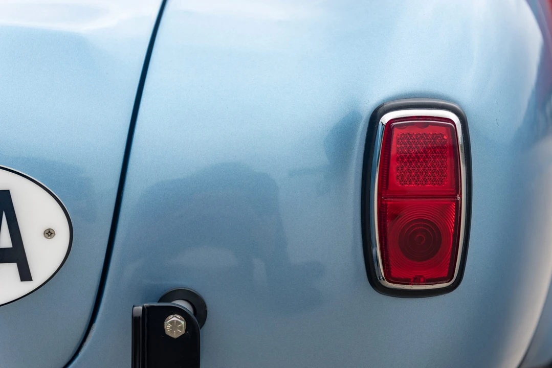 Shelby Cobra Replica - Image 14 of 31