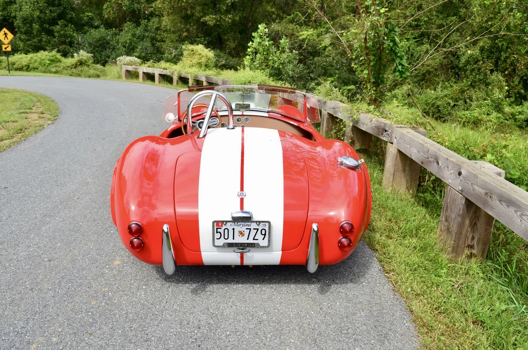 Shelby Cobra Replica - Image 22 of 31