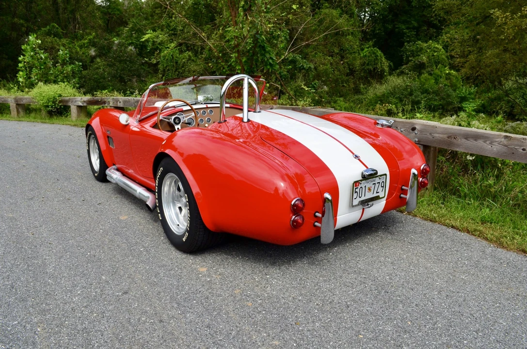 Shelby Cobra Replica - Image 18 of 31