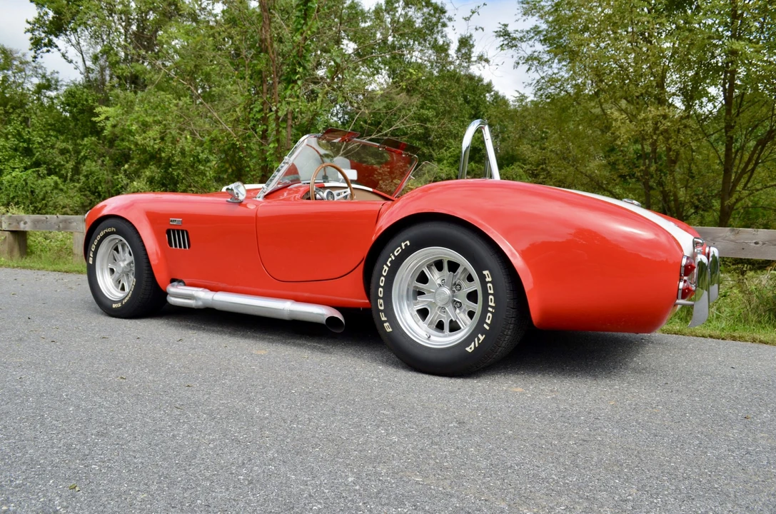 Shelby Cobra Replica - Image 15 of 31
