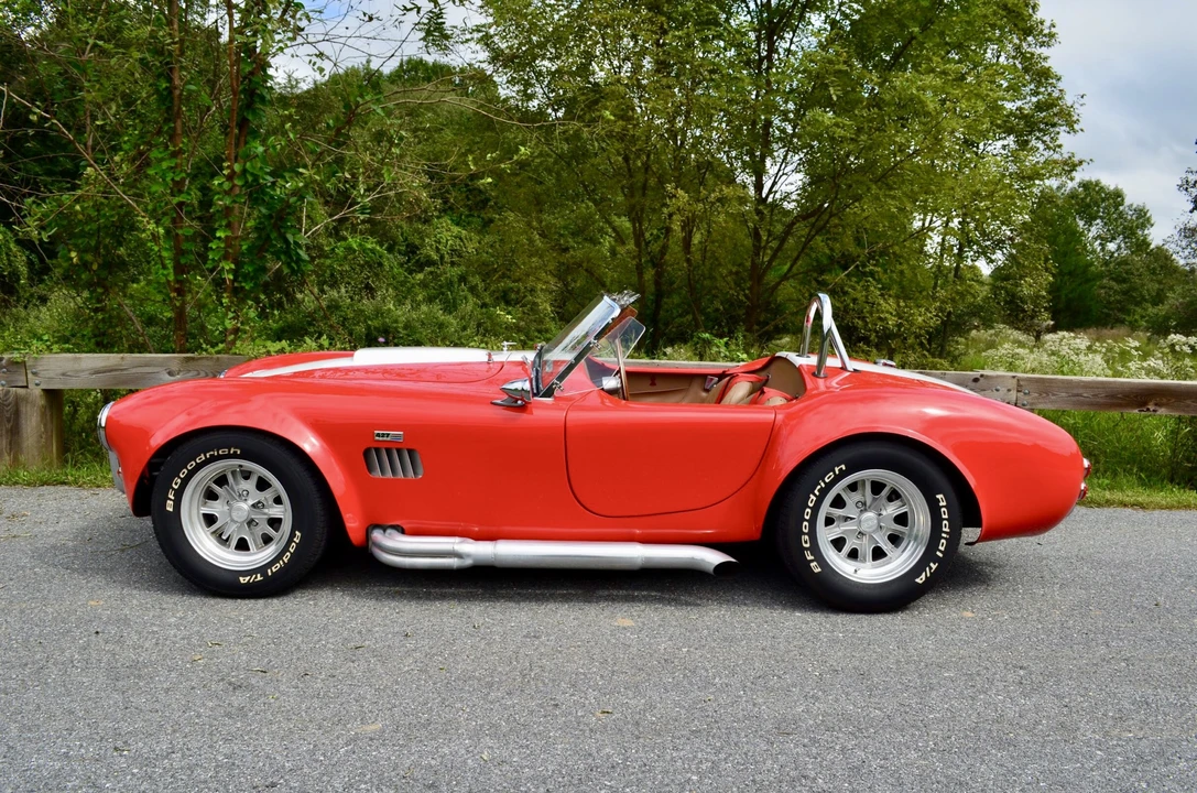 Shelby Cobra Replica - Image 13 of 31