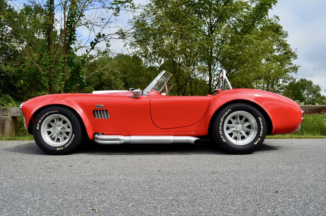 Shelby Cobra Replica - Image 14 of 31