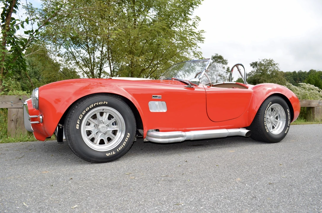Shelby Cobra Replica - Image 11 of 31