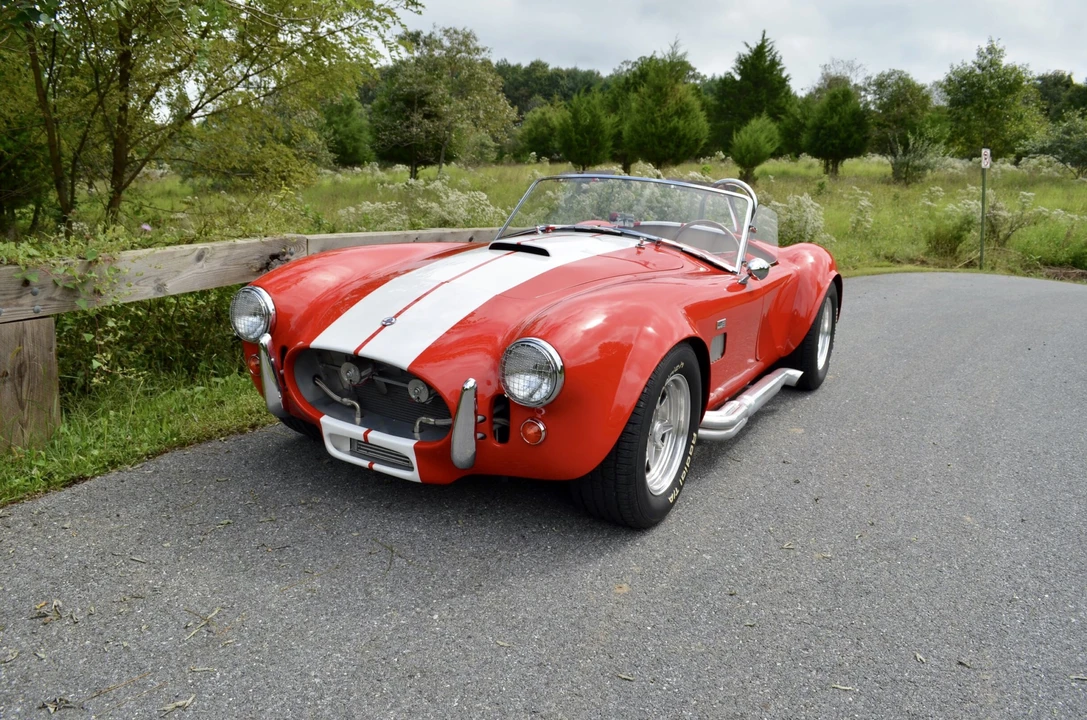 Shelby Cobra Replica - Image 3 of 31