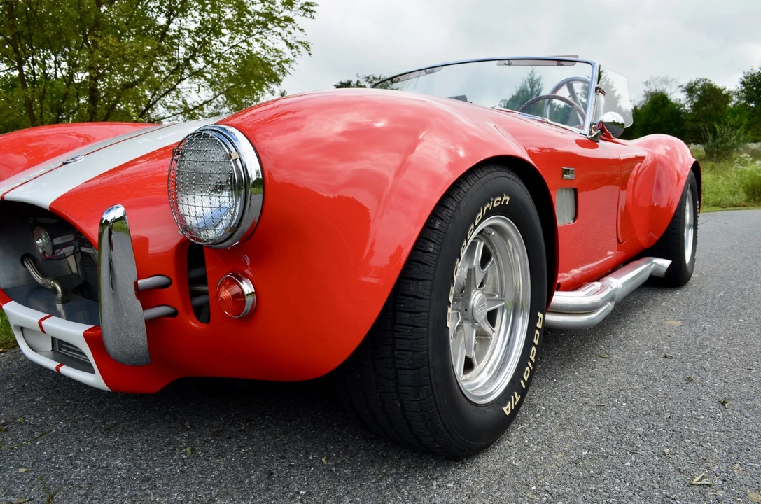 Shelby Cobra Replica - Image 5 of 31