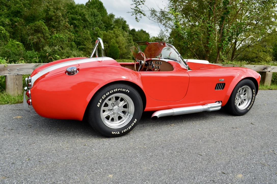 Shelby Cobra Replica - Image 28 of 31