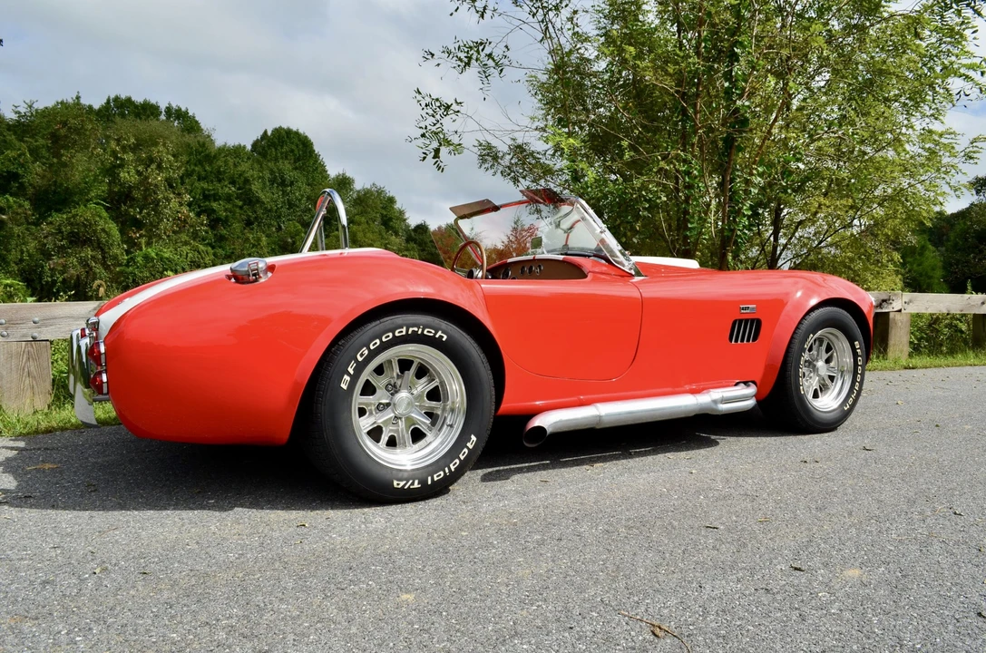 Shelby Cobra Replica - Image 30 of 31