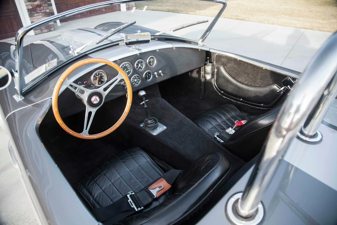 Shelby Cobra Replica - Image 24 of 31