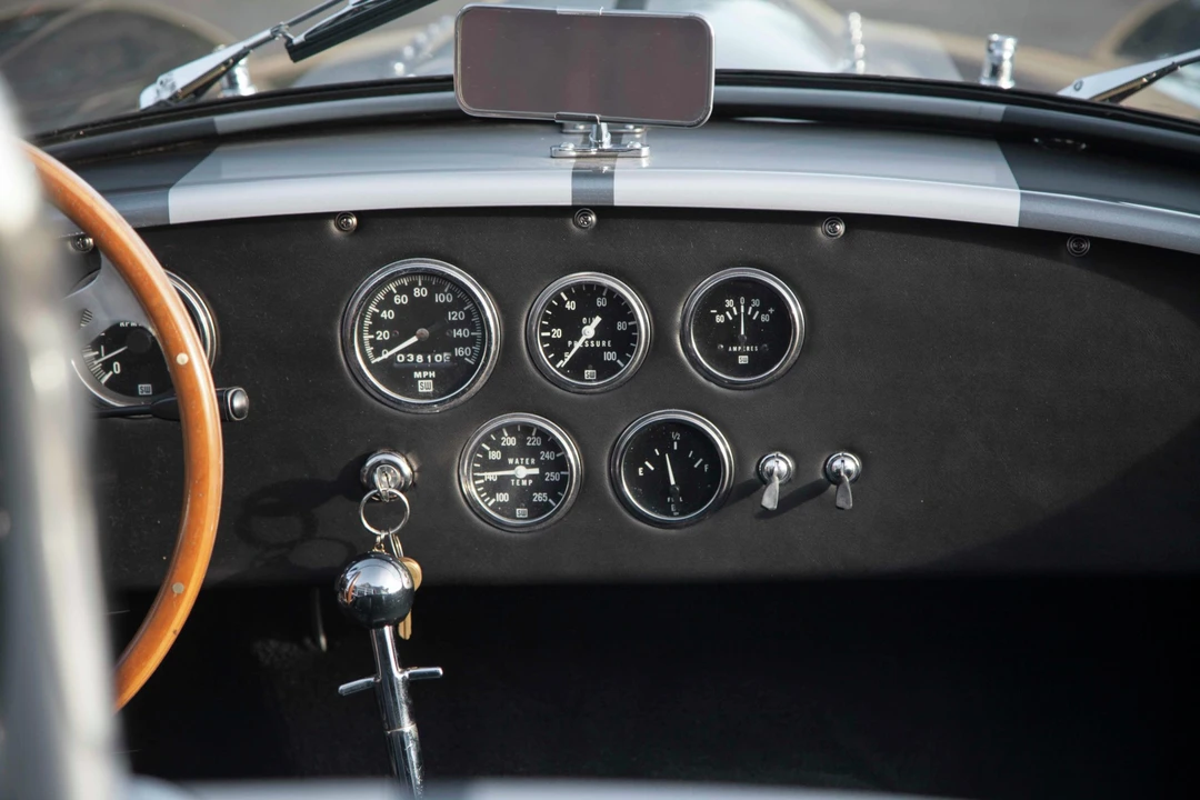 Shelby Cobra Replica - Image 26 of 31