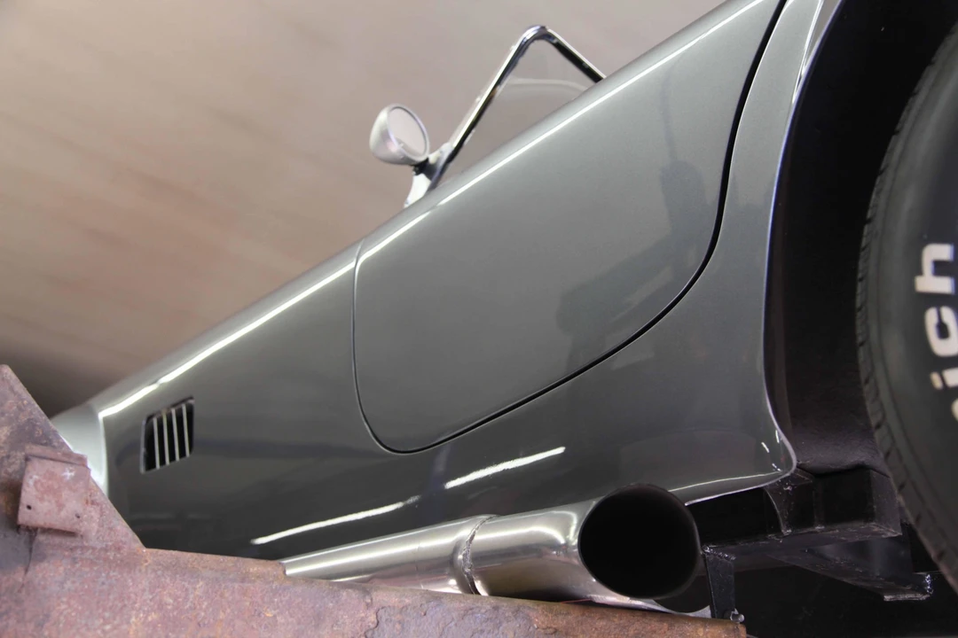 Shelby Cobra Replica - Image 19 of 31