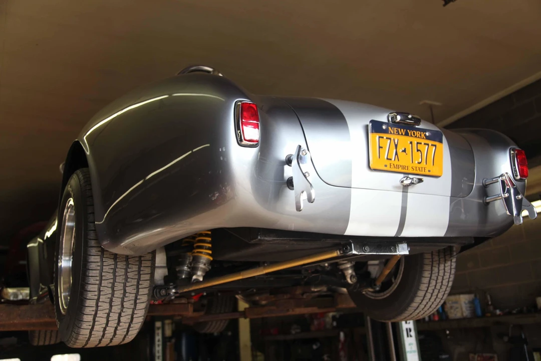 Shelby Cobra Replica - Image 21 of 31