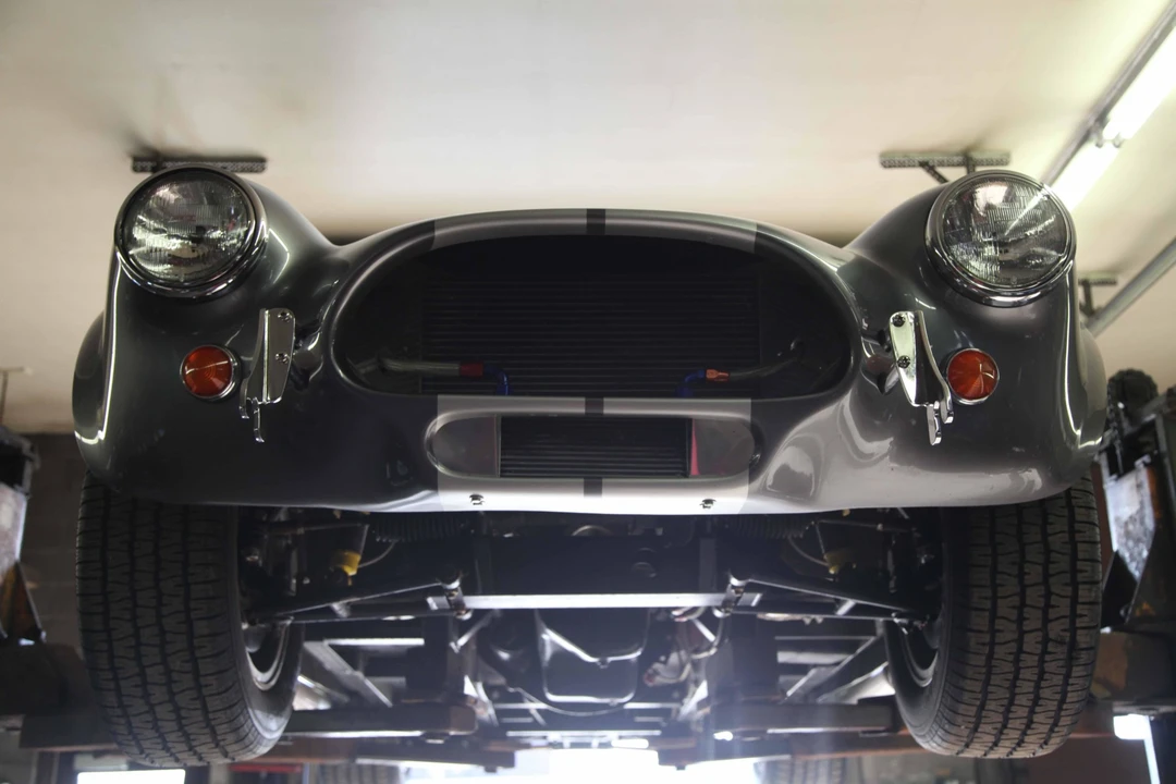 Shelby Cobra Replica - Image 15 of 31