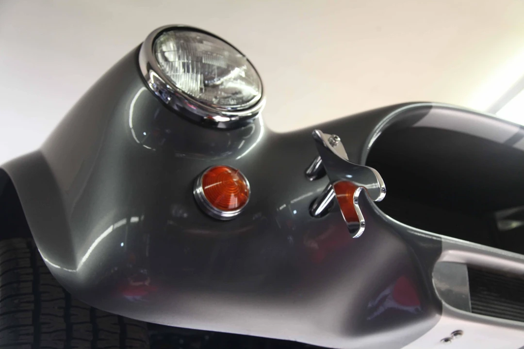 Shelby Cobra Replica - Image 13 of 31