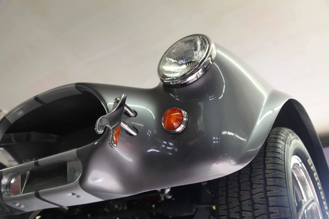Shelby Cobra Replica - Image 17 of 31