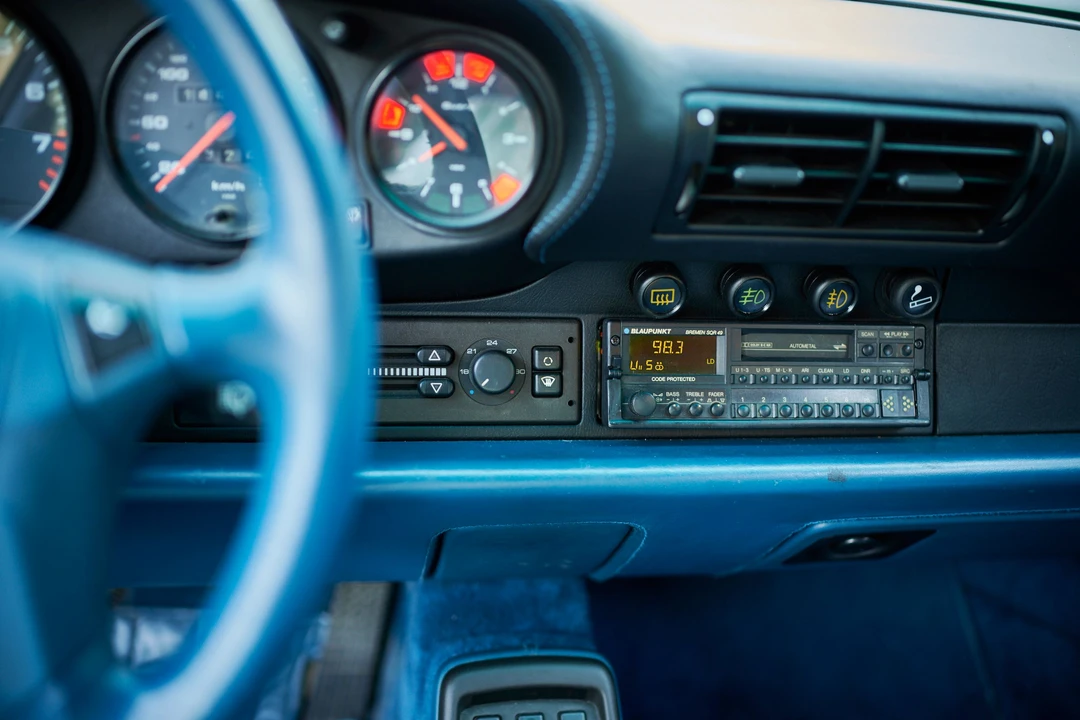1991 Porsche 964 Carrera - Image 7 of 12