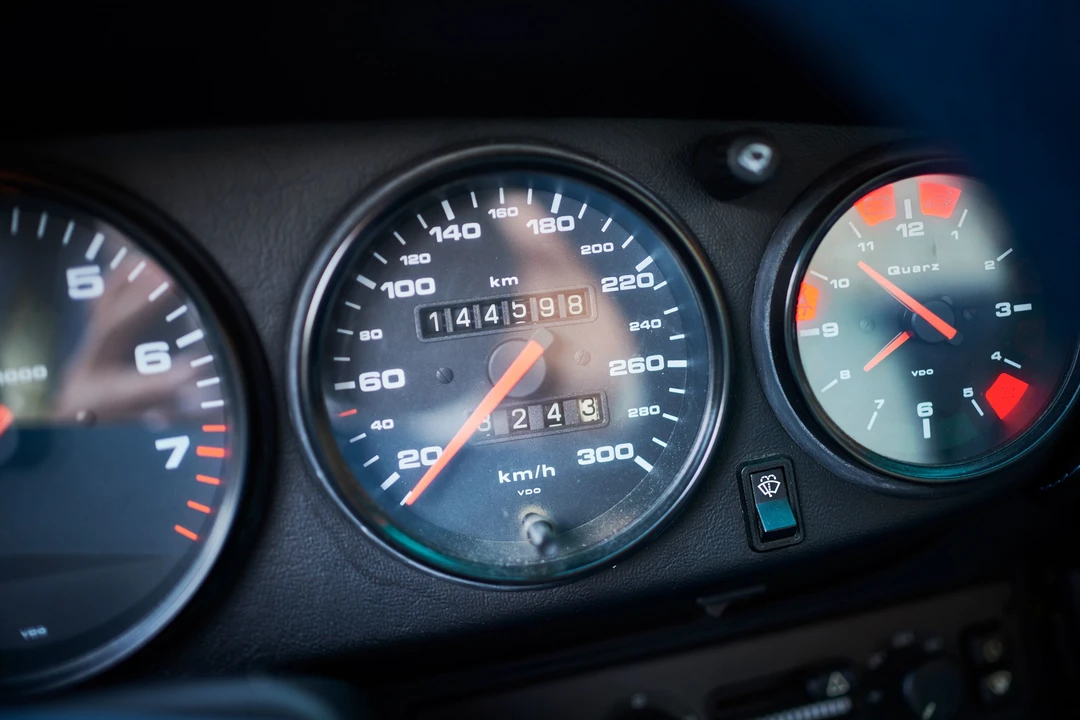 1991 Porsche 964 Carrera - Image 8 of 12