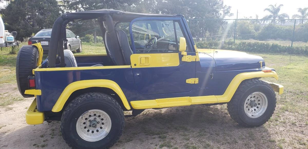 1995 Jeep YJ Wrangler - Image 5 of 11