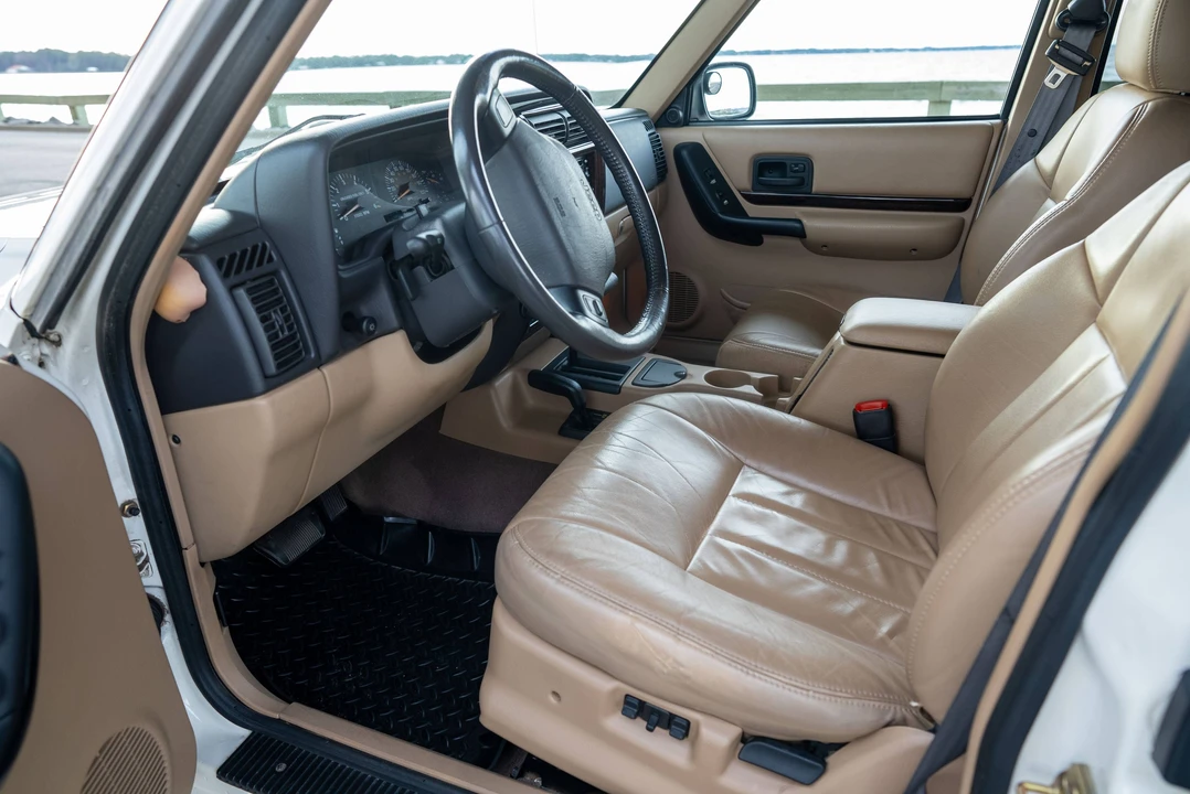 1999 Jeep XJ Cherokee - Image 6 of 11