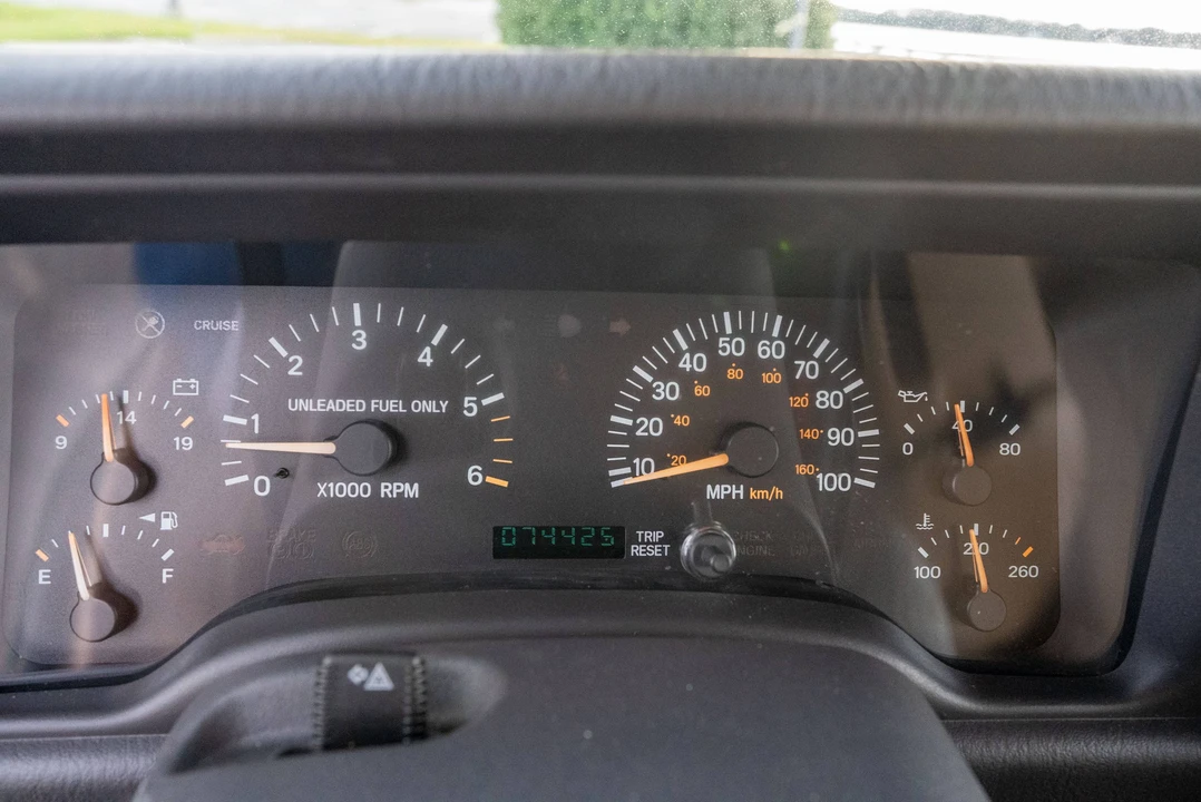 1999 Jeep XJ Cherokee - Image 10 of 11
