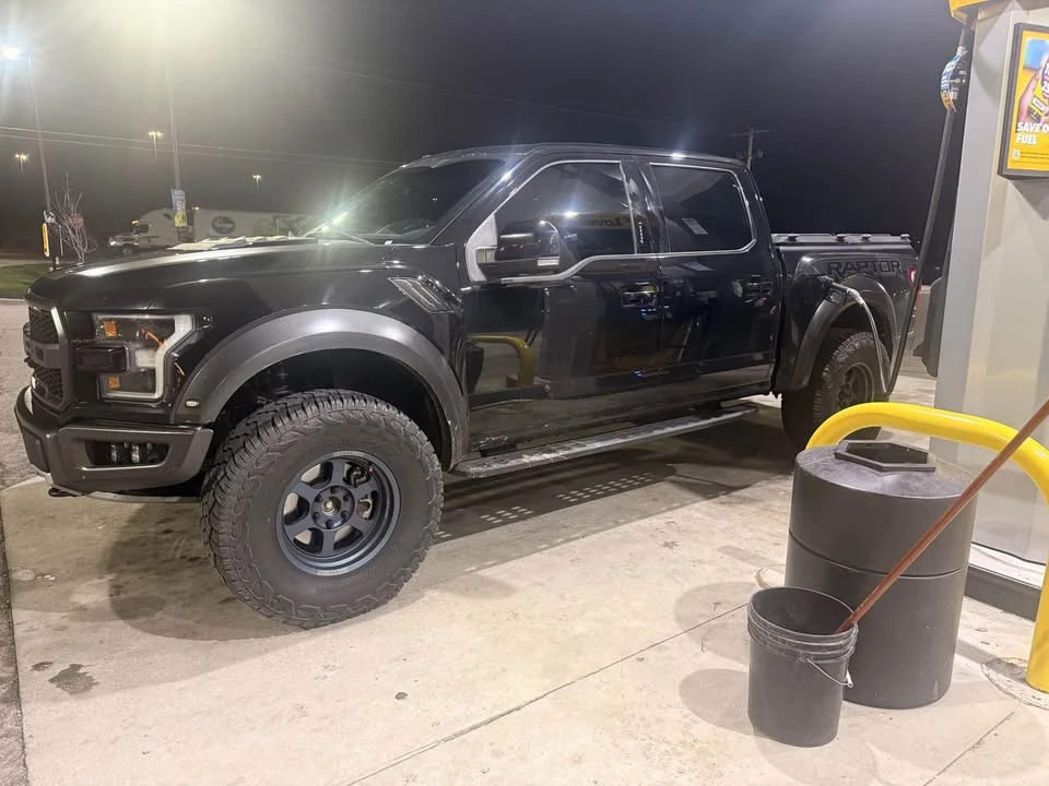 2017 Ford F-150 Raptor 13th Gen - Image 5 of 8