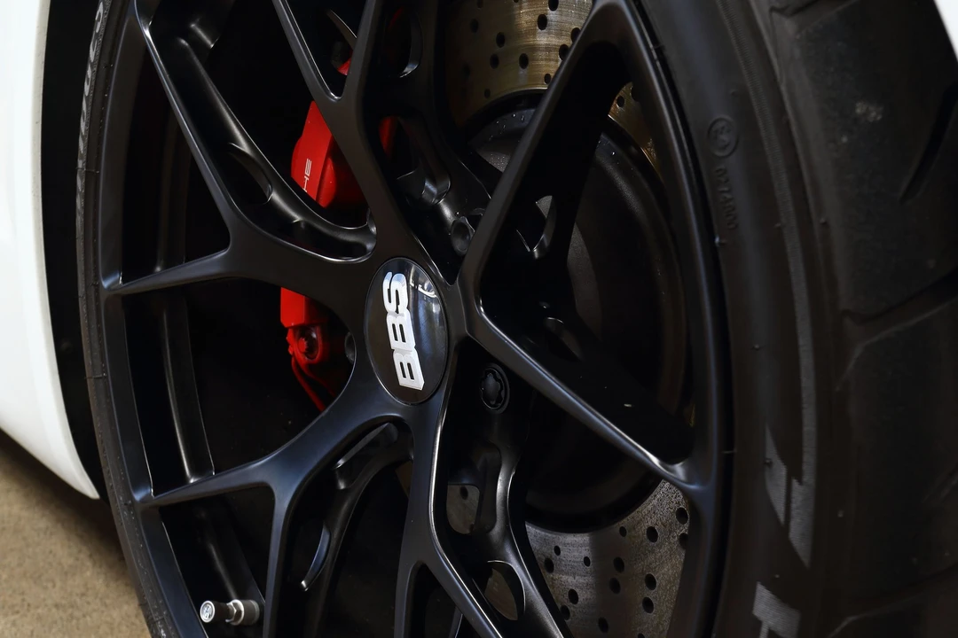 2016 Porsche 981 Cayman GT4 - Image 5 of 5