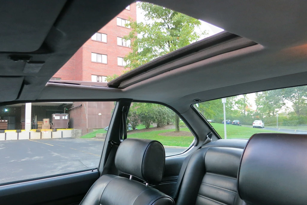 1987 BMW E24 6 Series - Image 29 of 31