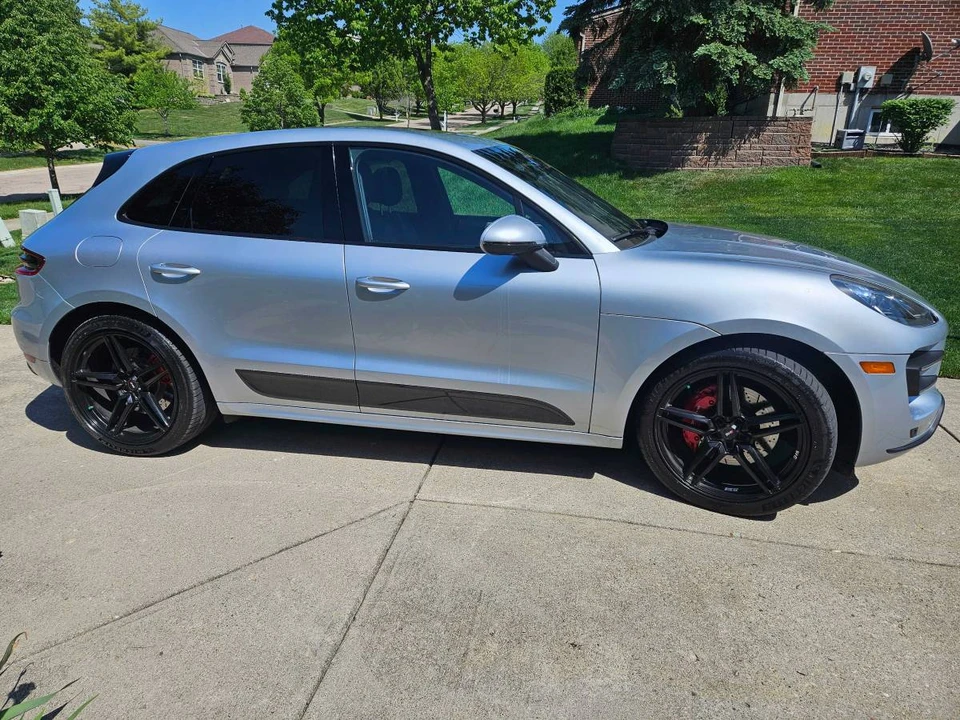 2015 Porsche Macan Turbo - Image 4 of 19