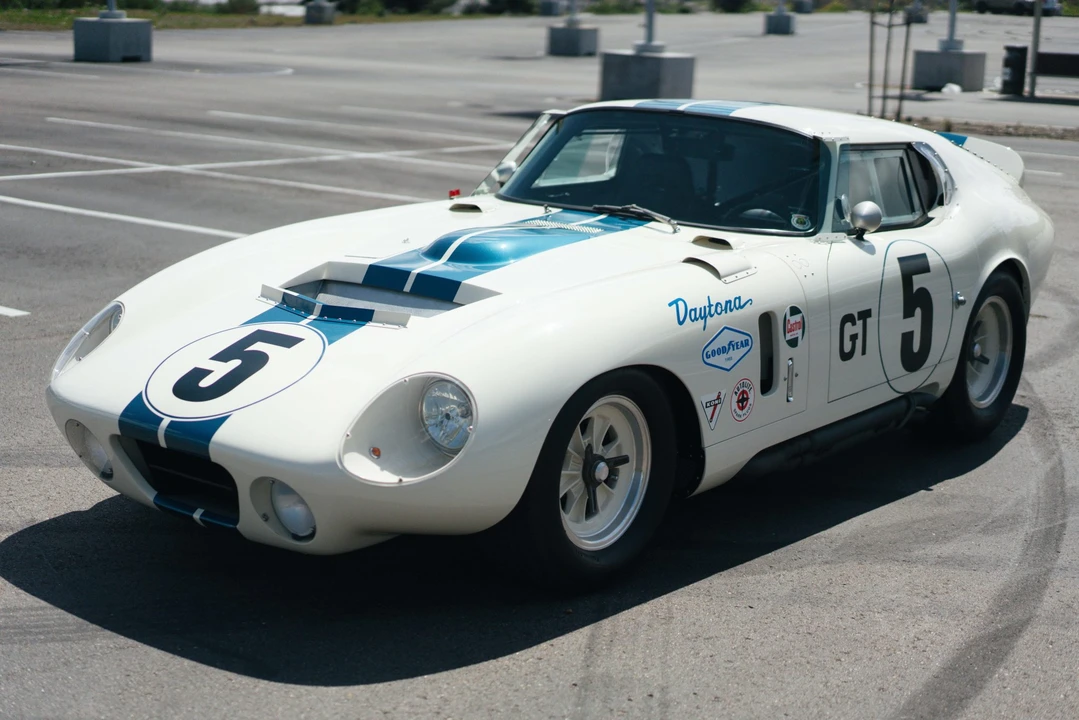 Shelby Daytona Replica - Image 5 of 31