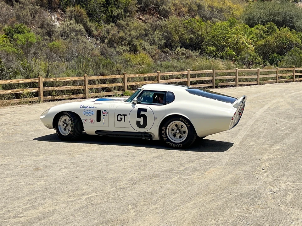 1965 Shelby Daytona Replica - Image 8 of 31